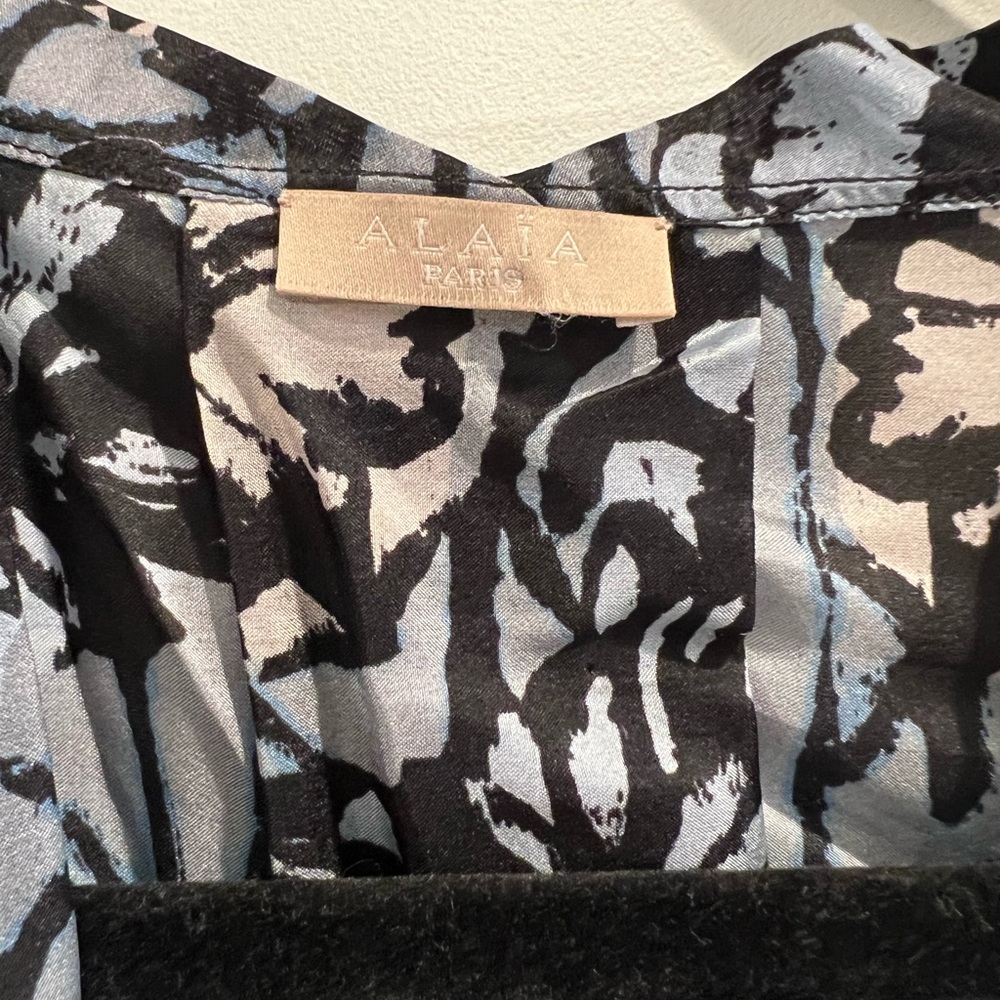 Alaia Blue and Black Patterned Top - Picture 7 of 10